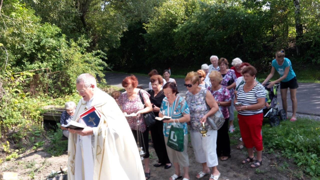 Fotogaléria Posvätenie kríža (3) Posvätenie kríža