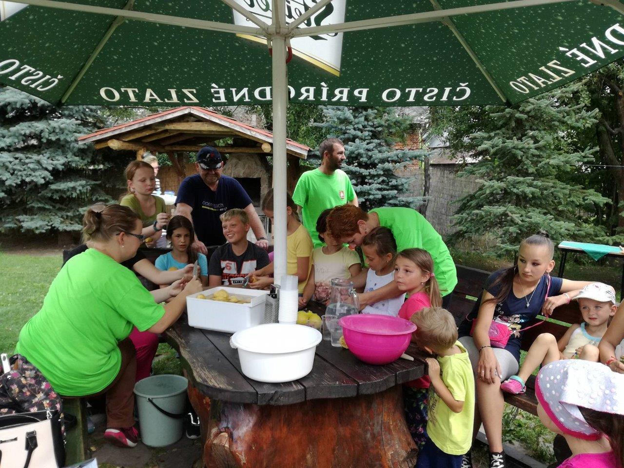 Fotogaléria Halušky Kosorínskych Orlíčat (32) Halušky Kosorínskych Orlíčat
