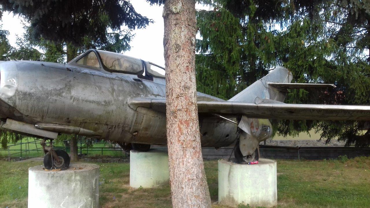 Fotogaléria Oprava lietadla MIG 15 UTI (16) Oprava lietadla MIG 15 UTI