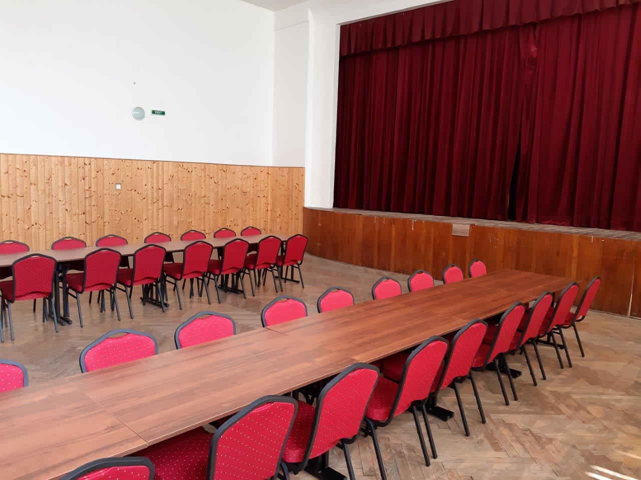 Fotogaléria Vybavenie sály a zasadačky kultúrneho domu (9) Vybavenie sály a zasadačky kultúrneho domu